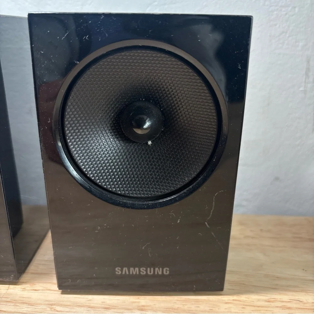 Samsung Surround Sound Speakers Left and Right Pair PS-ES3-1  Tested